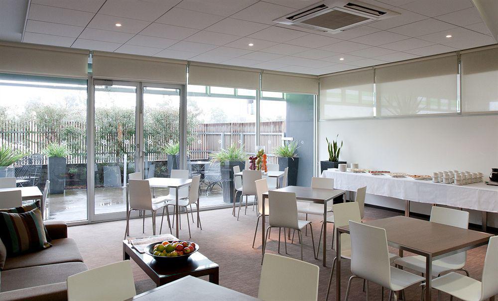 Punthill Knox Aparthotel Wantirna South Ngoại thất bức ảnh